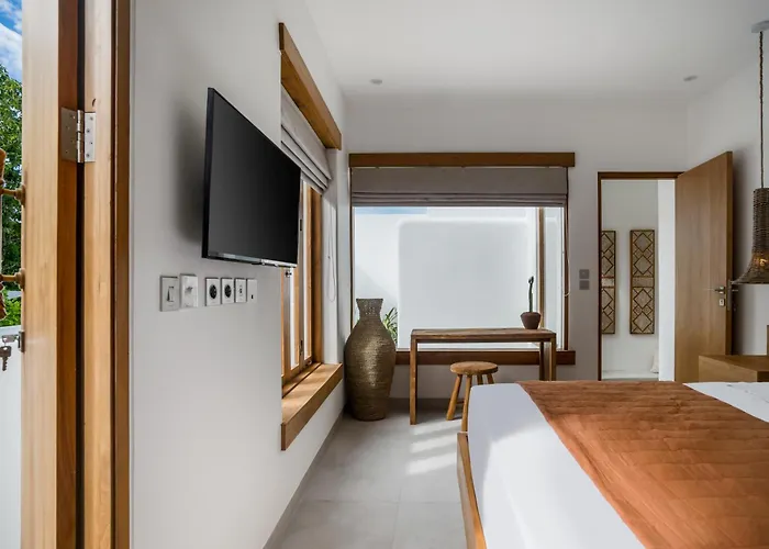 Oasi 1 By Alfred In Bali * Улувату