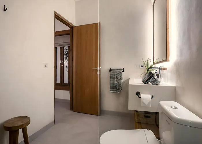 Oasi 1 By Alfred In Bali Улувату