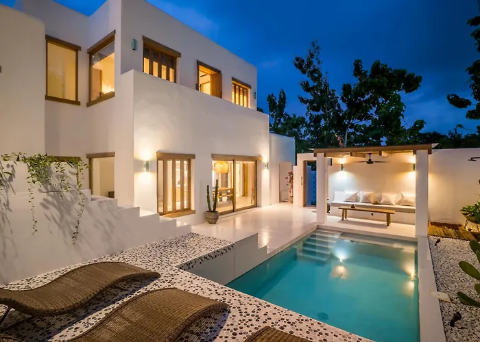 Oasi 1 By Alfred In Bali * Улувату